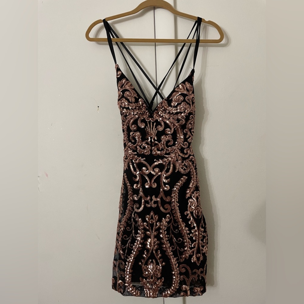 Windsor dress, black and rose gold.